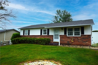 7 Windridge Dr, Uniontown, PA 15401