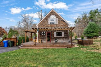 33 Litchfield Rd, Londonderry, NH 03053