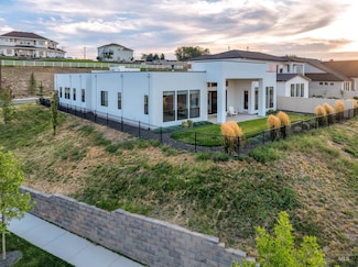 3024 E Parulo Dr, Meridian, ID 83646