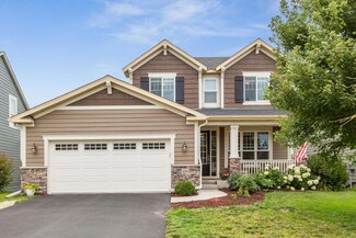 4284 Cottagewood Ct, Excelsior, MN 55331