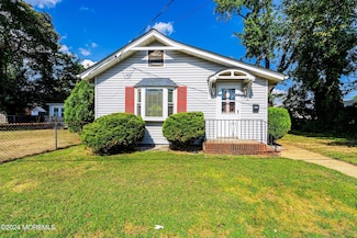 27 Linton Place, Keansburg, NJ 07734
