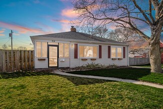 914 State St, Hobart, IN 46342