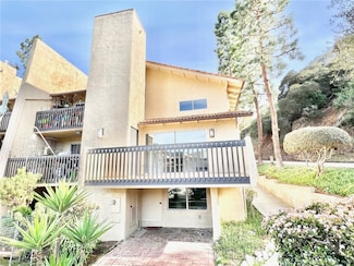 64 Avalon Terrace Rd, Avalon, CA 90704
