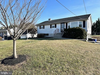 946 Church Rd, York, PA 17404