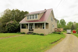116 Old Village Rd, Groveton, NH 03582