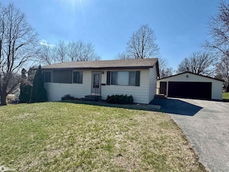 103 7th Ave, Audubon, IA 50025
