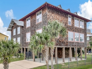 1202 Todville Rd, Seabrook, TX 77586