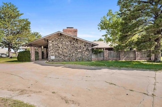 1101 Purnell Ave, Stratford, TX 79084