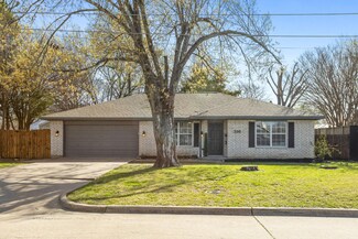 316 S Locust St, Mesquite, TX 75149