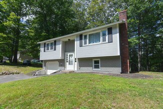 3 Hook Rd, Gilford, NH 03249