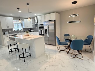 4935 NW 2nd St Unit D, Delray Beach, FL 33445