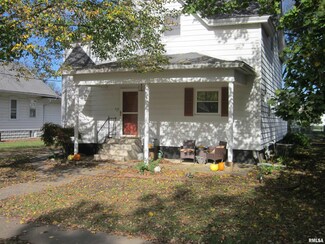 310 E Mason St, Easton, IL 62633