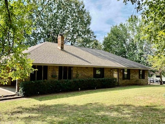 806 Armstrong St, Coal Hill, AR 72832