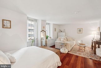 219 29 S 18th St Unit 704, Philadelphia, PA 19103
