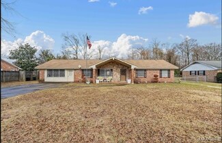 221 Mcrae St, Atmore, AL 36502