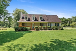 1159 Roy Sellers Rd, Columbia, TN 38401