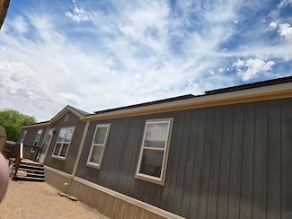 420 N Cedar St, Kermit, TX 79745