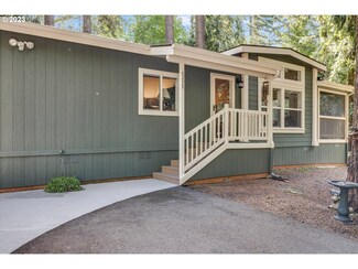 32700 SE Leewood Ln Unit 111, Boring, OR 97009