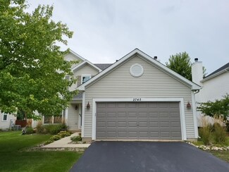 2745 Canyon Dr, Aurora, IL 60503