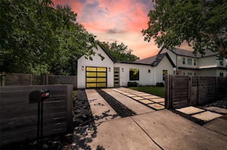 709 W Saint Elmo Rd Unit 2, Austin, TX 78745