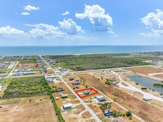 1041 N Monkhouse Dr, Crystal Beach, TX 77650