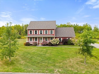 224 Rolling Meadow Dr, Bangor, ME 04401