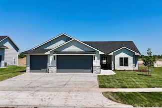 5527 N Saint Paul St, Wichita, KS 67204