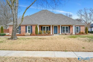 2603 Edgerton Dr SE, Owens Cross Roads, AL 35763