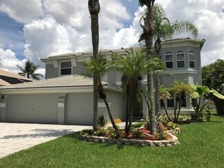 6533 Stonehurst Cir, Lake Worth, FL 33467