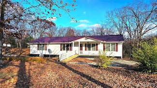 1232 W Springfield Rd, Saint Clair, MO 63077