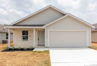 1646 Lilyturf Rd, New Braunfels, TX 78130