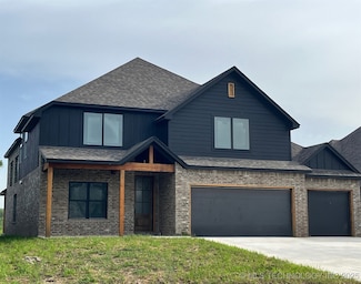 2402 E Northampton St, Broken Arrow, OK 74014