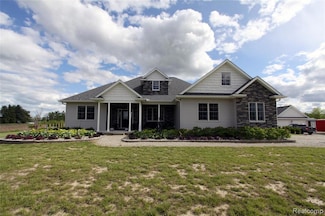 2679 W Sigler Rd, Carleton, MI 48117