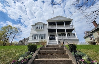 54 W 5th St, Oswego, NY 13126