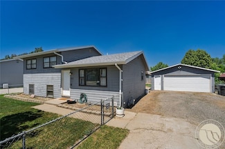 915 Caroline St, Billings, MT 59105