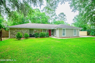 2333 The Woods Dr, Jacksonville, FL 32246