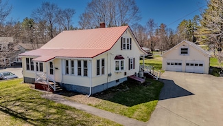 947 W Main St, Dover-Foxcroft, ME 04426