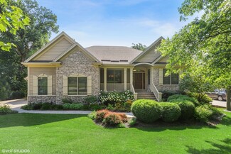 851 Reserve Ct, South Elgin, IL 60177