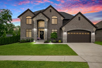 55135 Hanford Ct, Shelby Township, MI 48316