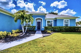 2541 SW 13th Ave, Cape Coral, FL 33914