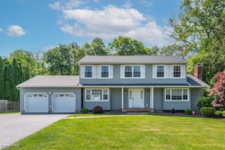 14 Clearfield Rd, Succasunna, NJ 07876