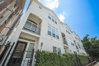 3925 Floyd St, Houston, TX 77007