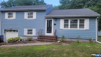 295 Spencer Place, Paramus, NJ 07652