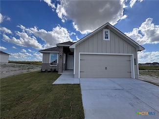 409 University Ave, Troy, TX 76579