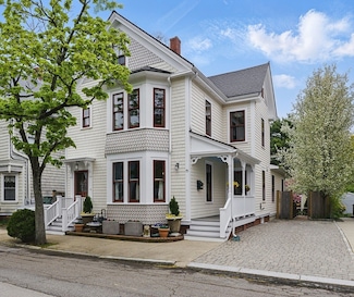 75 Purchase St, Newburyport, MA 01950