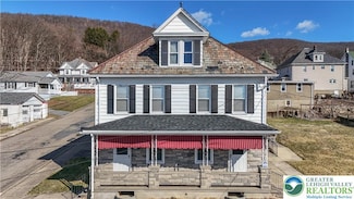 321 W Babbitt Ave, Pen Argyl, PA 18072