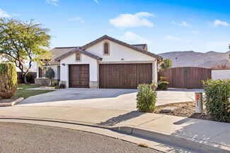 15249 Lake Trail Cir, Lake Elsinore, CA 92530