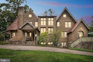 102 Maple Ave, Wyncote, PA 19095