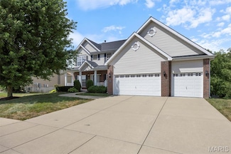 1305 Monarch Lake Ln, Belleville, IL 62221