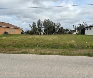 1213 SW 13th St, Cape Coral, FL 33991